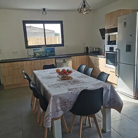 Maison Familiale Nyaraló